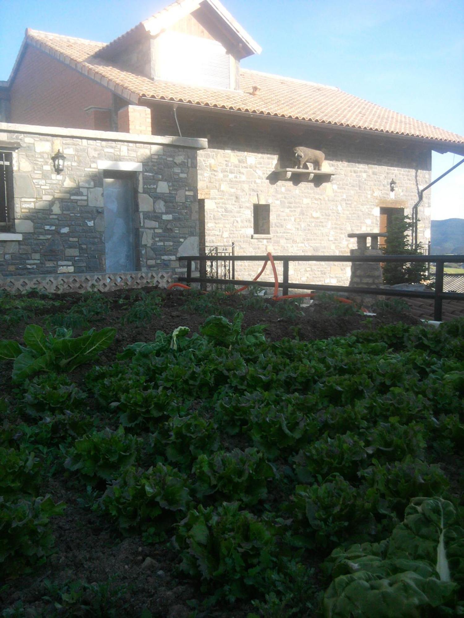 El Churrón Larrés Exterior foto
